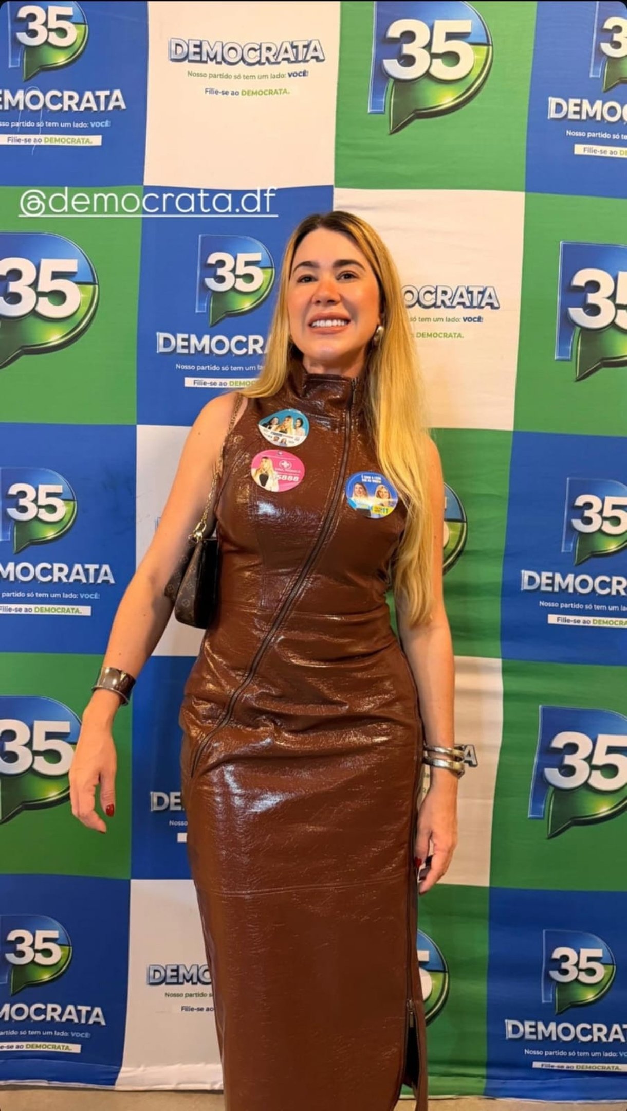 Dra. M&ocirc;nica aproveitou a campanha para apresentar propostas de sa&uacute;de &agrave; popula&ccedil;&atilde;o