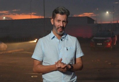 Leandro Grass pediu apoio aos catadores após incêndio na Central das Cooperativas de Materiais Recicláveis -  (crédito: Reprodução) -Leandro Grass pediu apoio aos catadores após incêndio na Central das Cooperativas de Materiais Recicláveis -  (crédito: Reprodução)