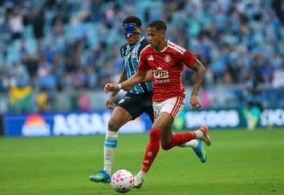 Jogo com poucas chances e muita luta marca mais um clássico do RS -  (crédito: Foto: Ricardo Duarte/Internacional) -Jogo com poucas chances e muita luta marca mais um clássico do RS -  (crédito: Foto: Ricardo Duarte/Internacional)