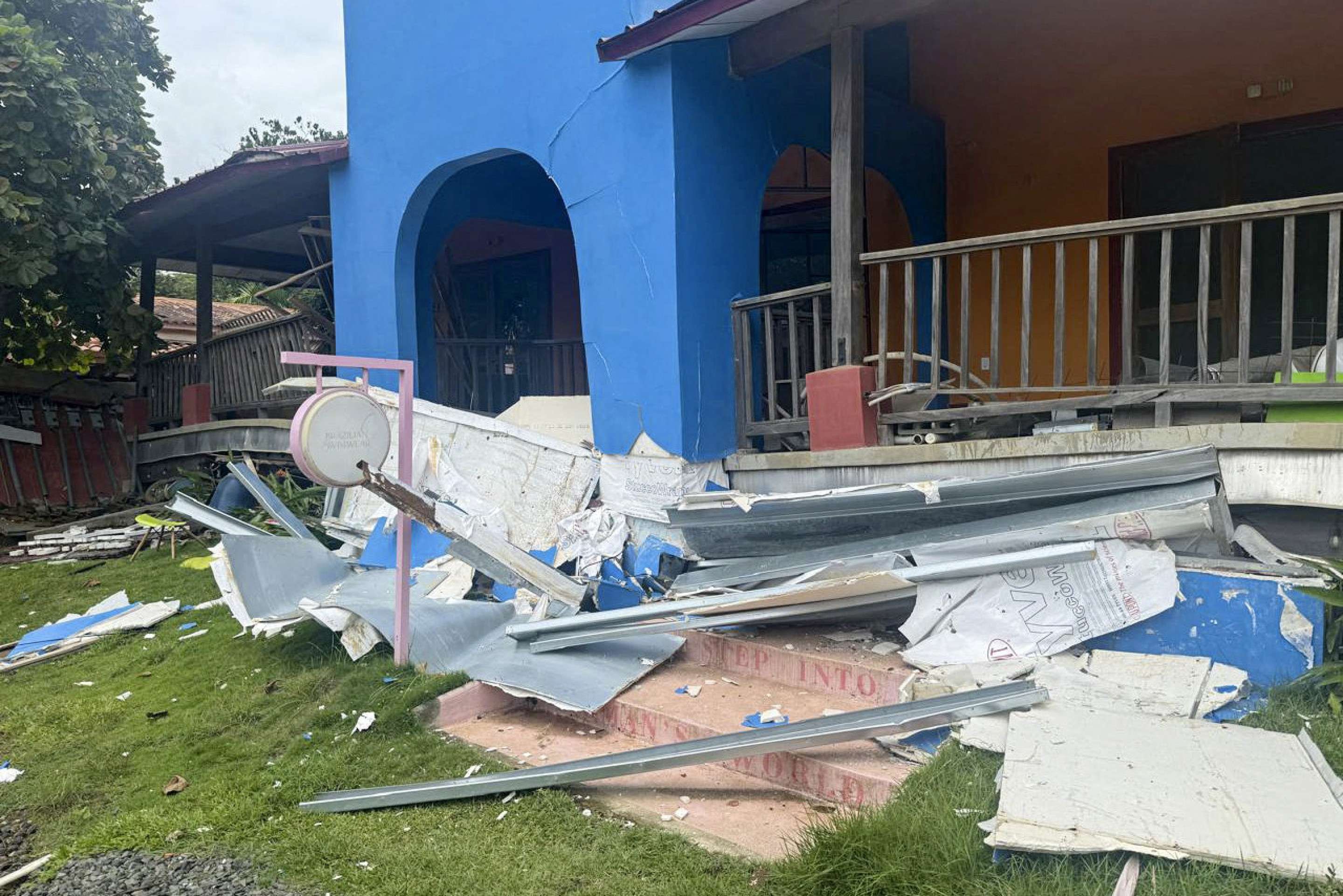 Vtimas do terremoto no Panam pedem agilidade na ajuda hu | Mundo | QTU Notícias