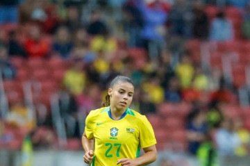 Clarinha realizou o sonho da estreia com a camisa da Sele&ccedil;&atilde;o Brasileira -  (crédito: Luciana Vermell/CBF)