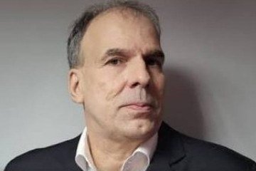 Silvio Barsetti, jornalista que atuou na CBF e em importantes veículos da imprensa, morreu aos 61 anos - (crédito: Divulgação/CBF) Silvio Barsetti, jornalista que atuou na CBF e em importantes veículos da imprensa, morreu aos 61 anos - (crédito: Divulgação/CBF)