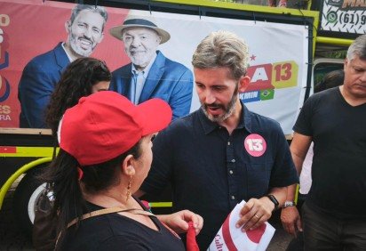 Grass prometeu também ampliar e melhorar a cooperativa de catadores que opera na região -  (crédito: Luiz Fellipe Alves/CB) -Grass prometeu também ampliar e melhorar a cooperativa de catadores que opera na região -  (crédito: Luiz Fellipe Alves/CB)