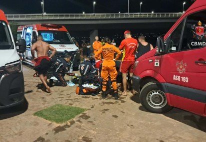 Bombeiros atendem a ocorrência no Paranoá nesse feriado -  (crédito: Divulgação/ CBMDF) -Bombeiros atendem a ocorrência no Paranoá nesse feriado -  (crédito: Divulgação/ CBMDF)