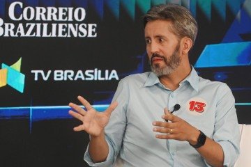  14/10/2026. Sabatina com o candidato ao GDF, Leandro Grass., no Estudio da TV Brasilia.
       -  (crédito:  Ed Alves/CB/D. A Press)