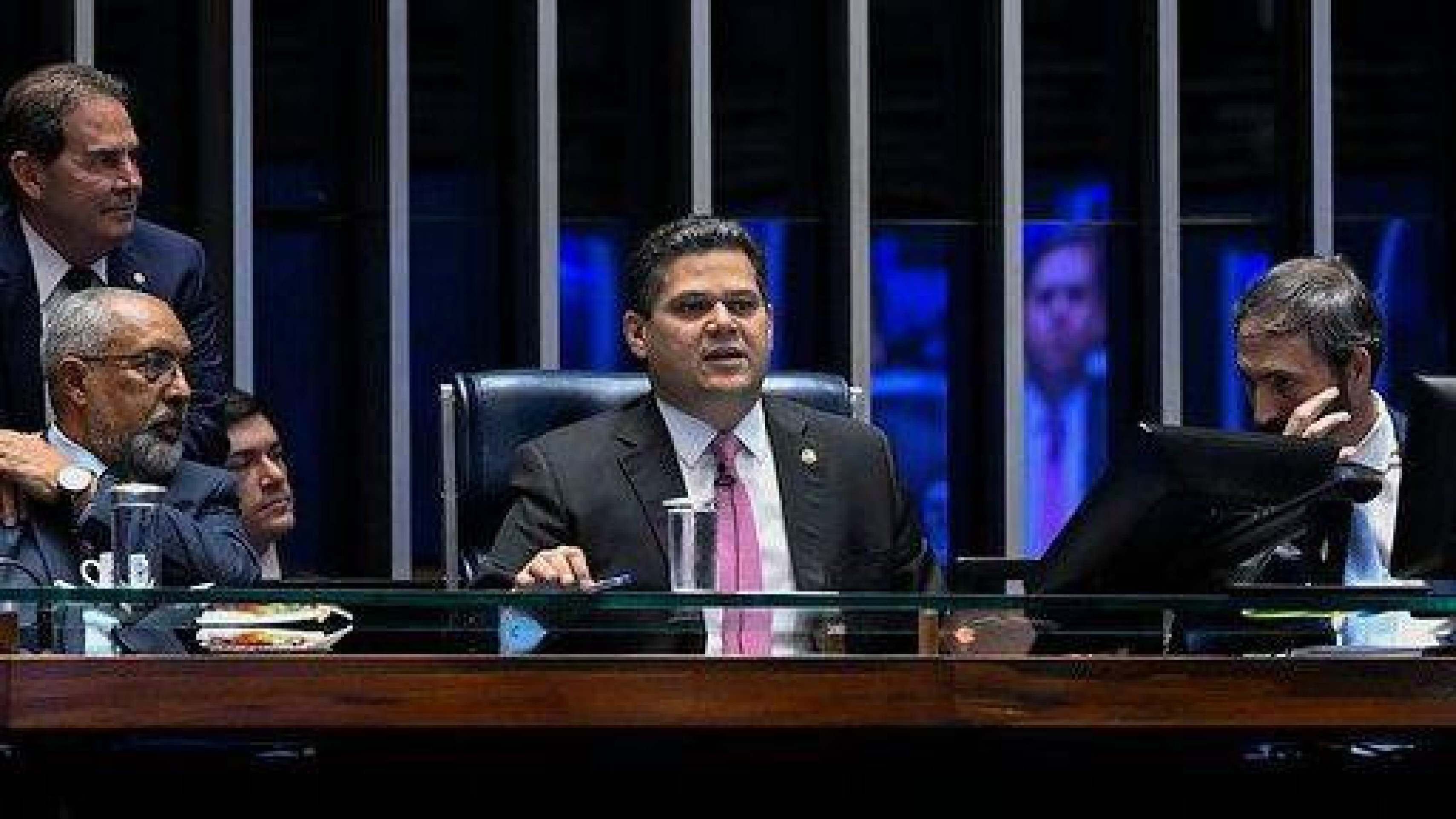 Fim da escala 6x1 o que acontecer se a proposta for aprov | Mundo | QTU Notícias