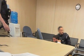 O homem foi imediatamente contido pelos agentes que acompanhavam a sessão -  (crédito: Material cedido ao Correio)