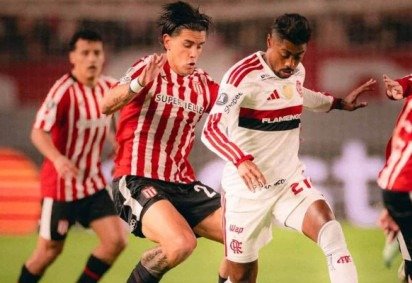 Flamengo n&atilde;o joga bem, mas consegue voltar com um empate da Argentina -  (crédito: Adriano Fontes/Flamengo) -Flamengo n&atilde;o joga bem, mas consegue voltar com um empate da Argentina -  (crédito: Adriano Fontes/Flamengo)