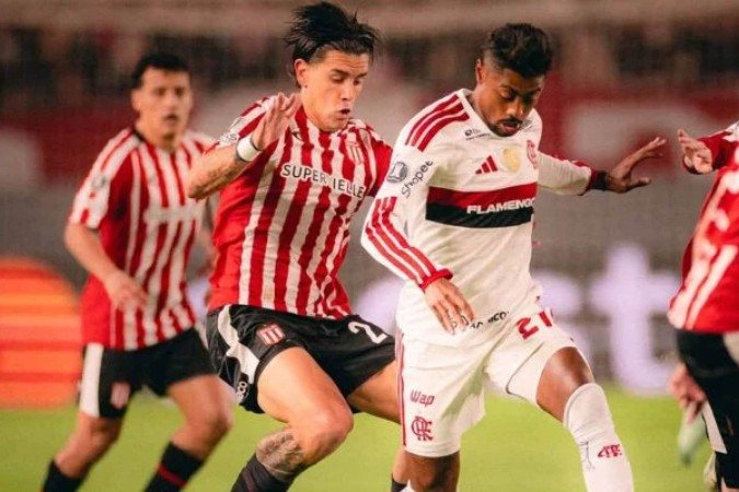 Flamengo não joga bem, mas consegue voltar com um empate da Argentina - (crédito: Adriano Fontes/Flamengo) Flamengo não joga bem, mas consegue voltar com um empate da Argentina - (crédito: Adriano Fontes/Flamengo)