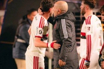 Leonardo Jardim falou à imprensa após empate do Flamengo em 0 a 0 com o Estudiantes - (crédito: Foto: Adriano Fontes / Flamengo) Leonardo Jardim falou à imprensa após empate do Flamengo em 0 a 0 com o Estudiantes - (crédito: Foto: Adriano Fontes / Flamengo)