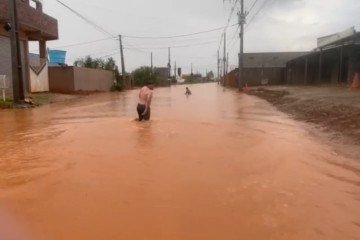 A Rua 2 foi um dos pontos mais afetados. Moradores cobram solução -  (crédito: Material cedido ao Correio )