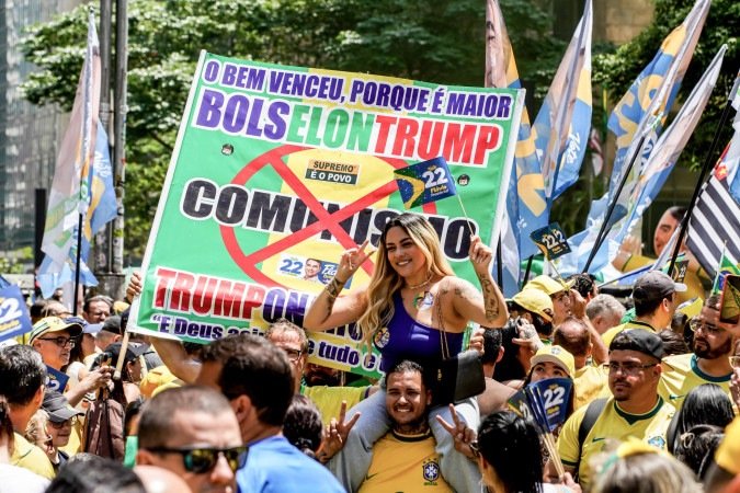 Ato em apoio à candidatura de Fl.ávio Bolsonaro à Presidência da República na Avenida Paulista - (crédito: Rafa Neddermeyer/Agência Brasil) Ato em apoio à candidatura de Fl.ávio Bolsonaro à Presidência da República na Avenida Paulista - (crédito: Rafa Neddermeyer/Agência Brasil)