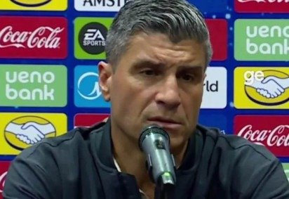 Técnico do Vasco não culpa Léo Jardim pela eliminação na Sul-Americana -  (crédito: Foto: Reprodução) -Técnico do Vasco não culpa Léo Jardim pela eliminação na Sul-Americana -  (crédito: Foto: Reprodução)