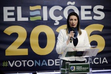Marília Guedes, juíza auxiliar da Presidência do TRE-DF: perspectiva de redução de 'santinhos' - (crédito: Minervino Júnior/CB/D.A.Press) Marília Guedes, juíza auxiliar da Presidência do TRE-DF: perspectiva de redução de 'santinhos' - (crédito: Minervino Júnior/CB/D.A.Press)