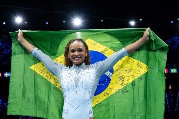A brasileira Rebeca Andrade é tricampeã mundial de Salto - (crédito: MeloGym/CBG) A brasileira Rebeca Andrade é tricampeã mundial de Salto - (crédito: MeloGym/CBG)