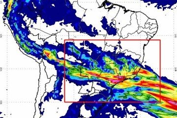 A previsão é de chuvas concentradas principalmente nas regiões Centro-Sul do Brasil, devido à passagem de uma frente fria associada à formação de um ciclone extratropical -  (crédito: Reprodução/ Inmet)