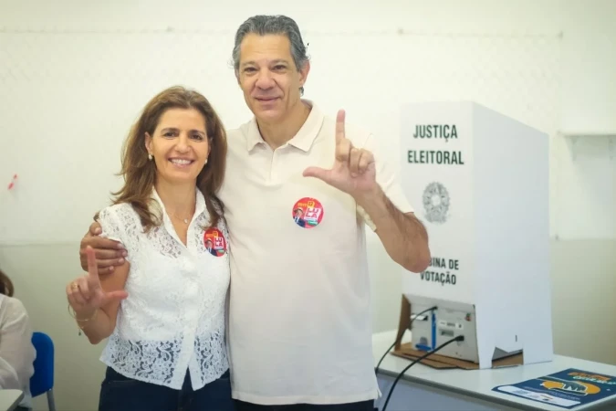 Haddad vota em SP e destaca "clima excelente nas ruas" para reeleição de Lula - Foto