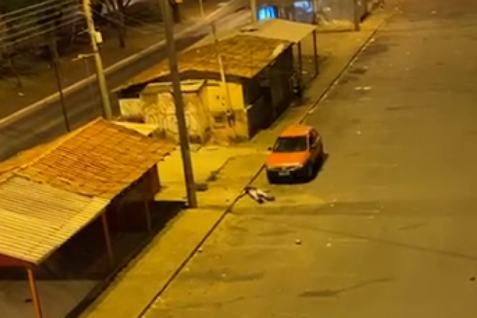 o vídeo mostra a ação dos suspeitos - (crédito: Material cedido ao Correio) o vídeo mostra a ação dos suspeitos - (crédito: Material cedido ao Correio)