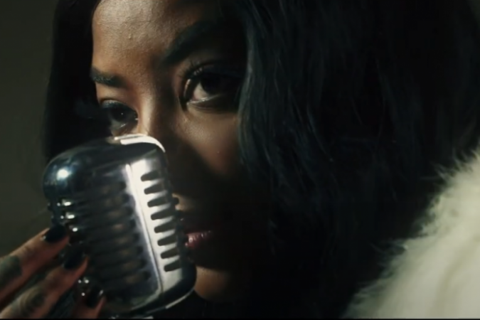 Ludmilla no clipe de 'Pecado', parte da trilha sonora de 'Veneza' -  (crédito: Divulgação)