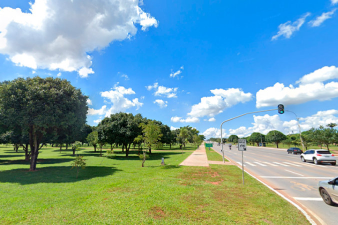 Após debates com a população e com a área técnica da Seduh, o lote proposto para o arquivo público foi alterado para preservar a visão do pôr do sol vislumbrado da Praça do Cruzeiro - (crédito: Seduh)