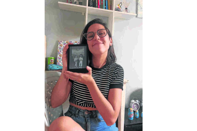 Autora conta que obra a fez refletir sobre si mesma em muitos aspectos -  (crédito: Arquivo pessoal)