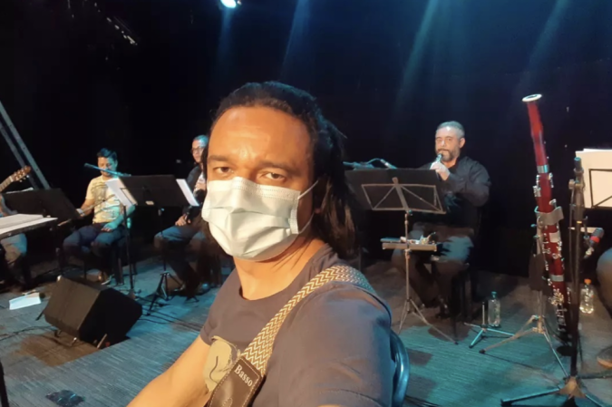 Músico Diego Galeno encerra neste sábado (23/10) o projeto Algumas História -  (crédito: Reprodução/Diego Galeno/Instagram)