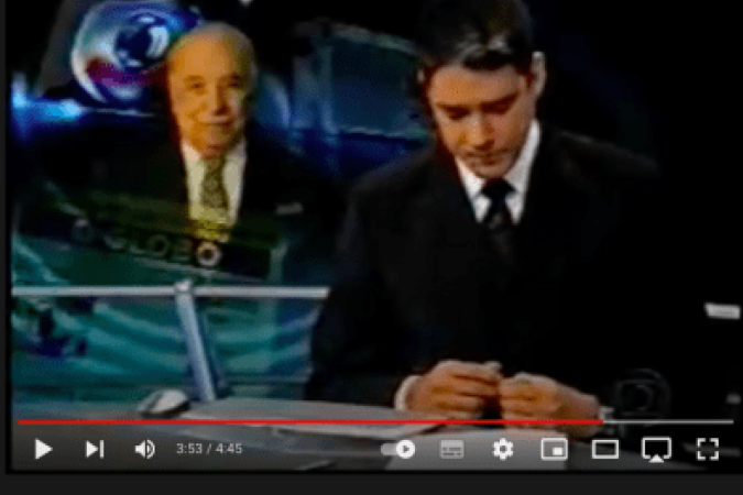  imagem da reportagem original de 7 de agosto de 2003, em que Bonner lamenta a morte de Roberto Marinho