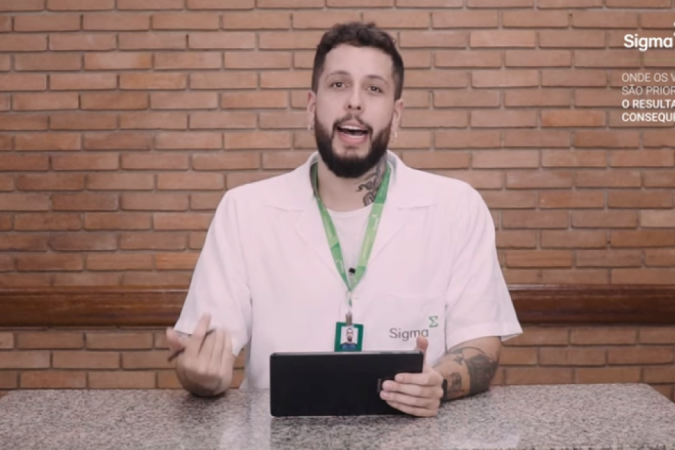 O professor de português do colégio Sigma, Guilherme Alves, detalha as características da prova de redação do Enem. - (crédito: Reprodução/Youtube) O professor de português do colégio Sigma, Guilherme Alves, detalha as características da prova de redação do Enem. - (crédito: Reprodução/Youtube)