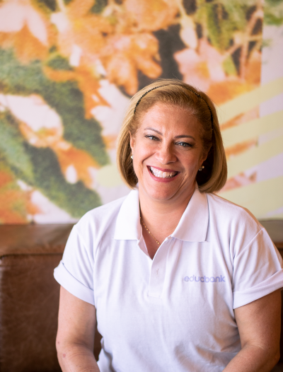 A diretora acadêmica e coordenadora da pesquisa, Lara Crivelaro, afirma que é preciso focar em romper o ciclo vicioso da formação de educadores despreparados