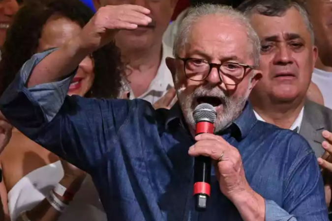 Lula foi parabenizado por Joe Biden, presidente dos EUA - (crédito: NELSON ALMEIDA / AFP) Lula foi parabenizado por Joe Biden, presidente dos EUA - (crédito: NELSON ALMEIDA / AFP)