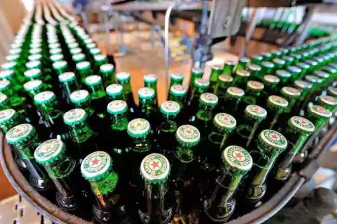Rodrigo Pacheco tinha incluído os R$ 12 mi no Orçamento para a implementação da Heineken em os - (crédito: Getty Images (Patrick Hertzog/AFP)) Rodrigo Pacheco tinha incluído os R$ 12 mi no Orçamento para a implementação da Heineken em os - (crédito: Getty Images (Patrick Hertzog/AFP))