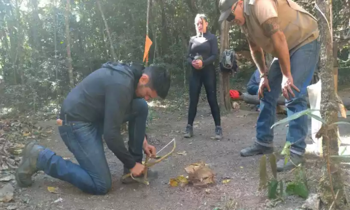 No curso, ninguém precisa ficar pelado, que é a premissa do reality 