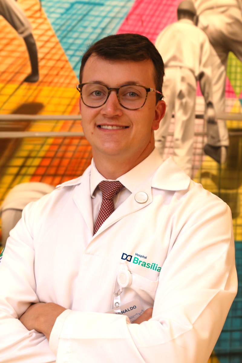 Dr. Arnaldo Nacarato, especialista em cirurgia bariátrica