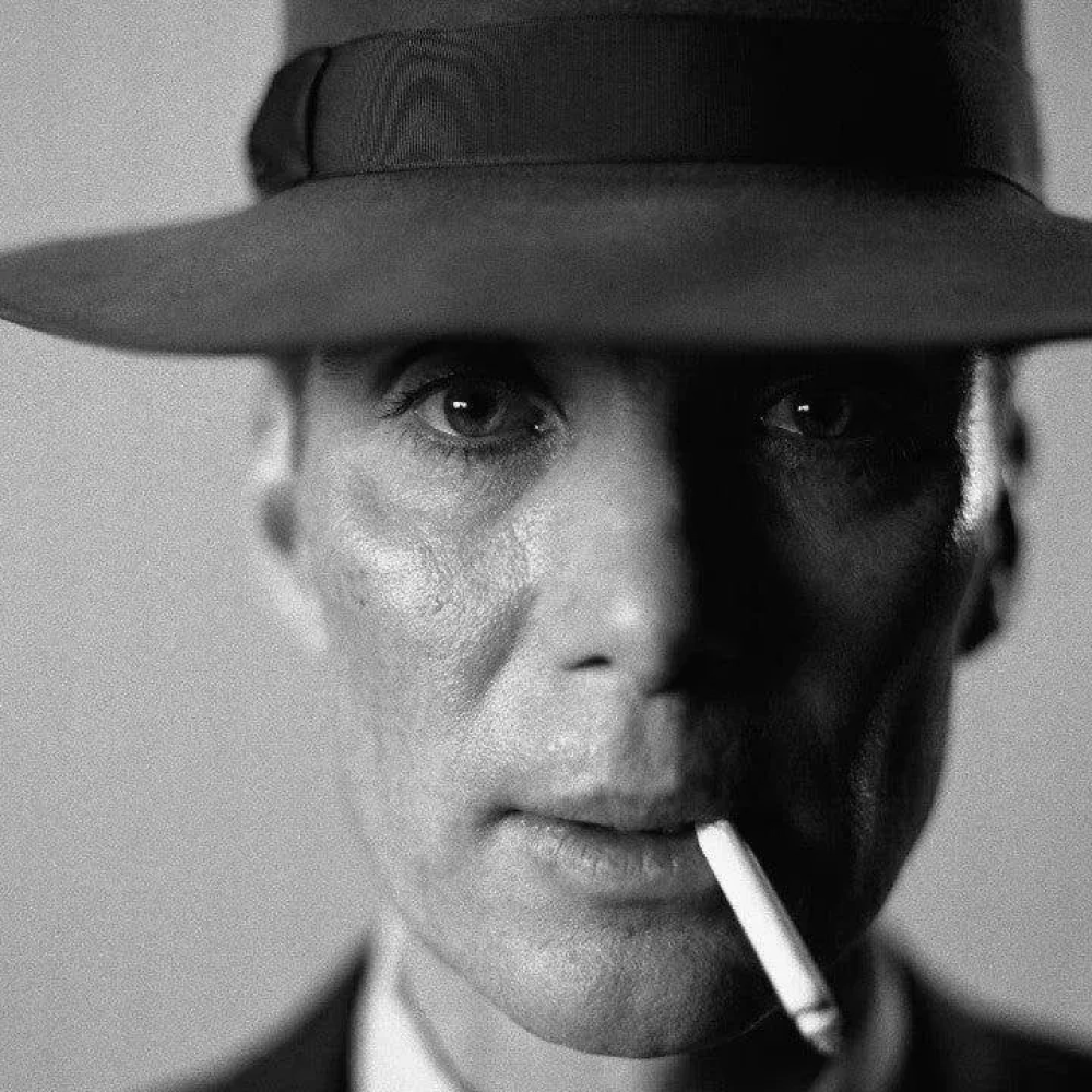 Cillian Murphy é o protagonista de “Oppenheimer”, um filme que vai