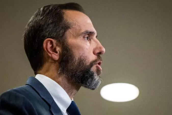 Para Jack Smith não é nenhuma novidade lidar com casos de alto risco
- (crédito: Getty Images) Para Jack Smith não é nenhuma novidade lidar com casos de alto risco
- (crédito: Getty Images)