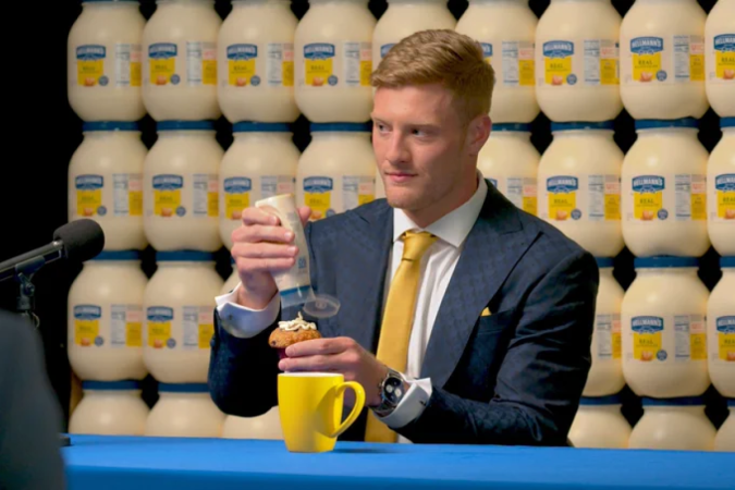 Will Levis ficou famoso por colocar maionese no café e agora assinou contrato com a Hellmann's - (crédito: Reprodução) Will Levis ficou famoso por colocar maionese no café e agora assinou contrato com a Hellmann's - (crédito: Reprodução)