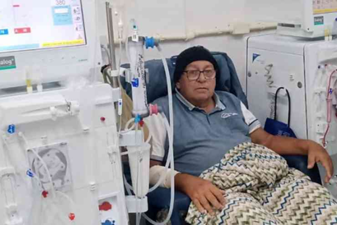 Eduardo Moura acorda às 4h da manhã para pegar transporte e ir fazer diálise em outro município, ele mora em Maricá, no interior do Rio de Janeiro - (crédito: ABCDT/Divulgação) Eduardo Moura acorda às 4h da manhã para pegar transporte e ir fazer diálise em outro município, ele mora em Maricá, no interior do Rio de Janeiro - (crédito: ABCDT/Divulgação)
