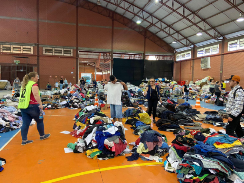 Desabrigados em Leajeado, no Rio Grande do Sul