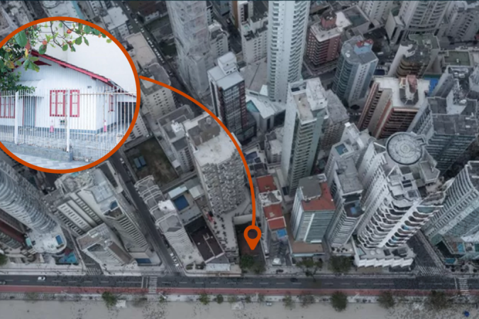 A residência ficou cercada por edifícios -  (crédito: Eduardo Zappia)