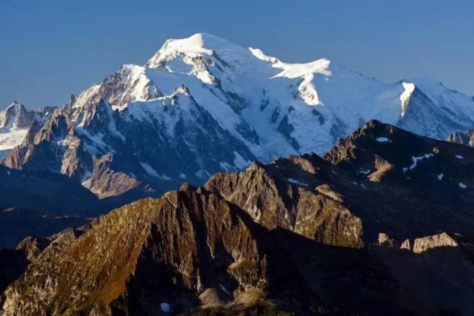 Mont Blanc: por que montanha mais alta da França está encolhendo - (crédito: Reuters) Mont Blanc: por que montanha mais alta da França está encolhendo - (crédito: Reuters)