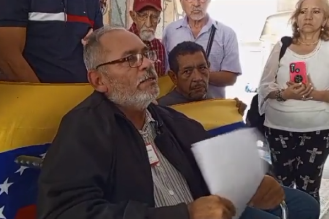 Petroleiros venezuelanos suspendem greve de fome após acordo - (crédito: Reprodução / Twitter) Petroleiros venezuelanos suspendem greve de fome após acordo - (crédito: Reprodução / Twitter)