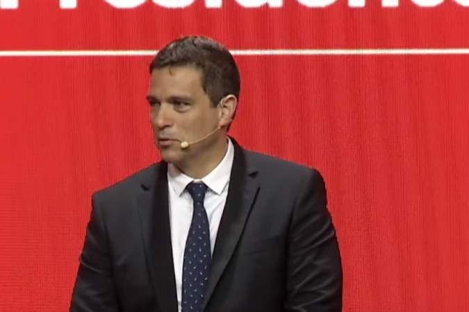 Campos Neto: caso não haja um esforço para perseguir o deficit zero, isso pode aumentar o risco e tornar mais difícil estimar a situação fiscal de 2025 e 2026 - (crédito: Reprodução/Youtube @Bradesco Asset Management) Campos Neto: caso não haja um esforço para perseguir o deficit zero, isso pode aumentar o risco e tornar mais difícil estimar a situação fiscal de 2025 e 2026 - (crédito: Reprodução/Youtube @Bradesco Asset Management)
