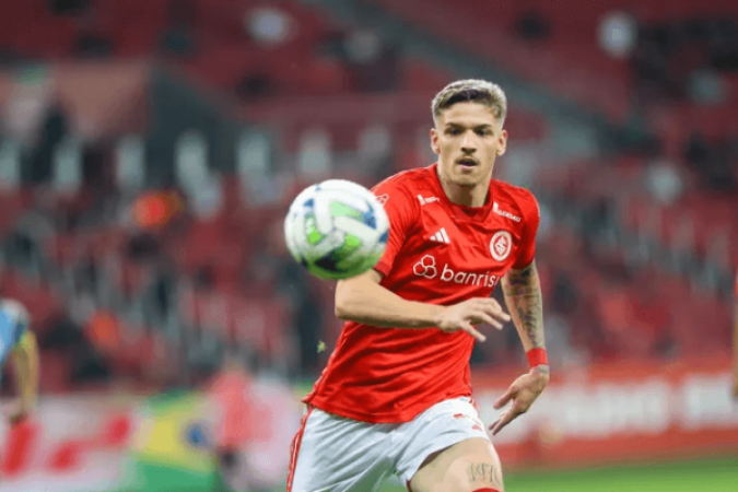 LUCCA - Foi o pior jogador do Inter, com atuação apagada, sendo substituído ainda no intervalo - Nota 5,0 - Foto: Ricardo Duarte/Internacional