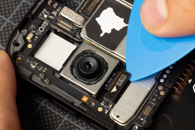 A companhia holandesa Fairphone criou um aparelho que pode ser consertado pelos próprios usuários - (crédito: Getty Images) A companhia holandesa Fairphone criou um aparelho que pode ser consertado pelos próprios usuários - (crédito: Getty Images)