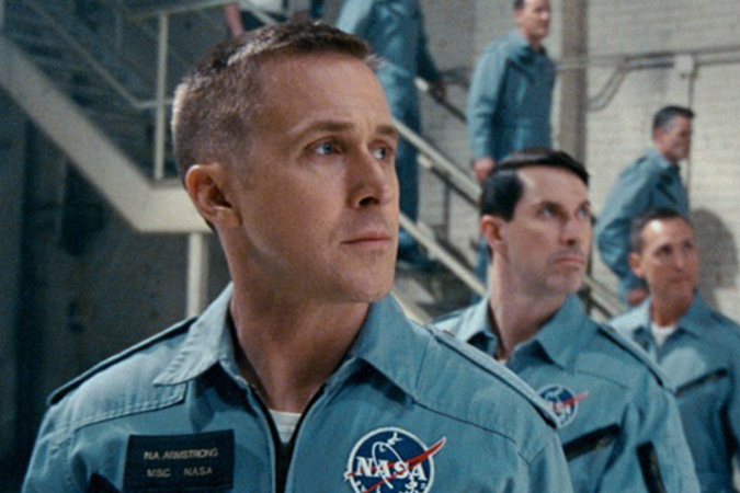 O ator Ryan Gosling interpretou Neil Armstrong, homem que pisou pela primeira vez na Lua (Imagem: Reprodução digital | Universal Studios) -  (crédito: EdiCase - geek-games -> tecnologia)