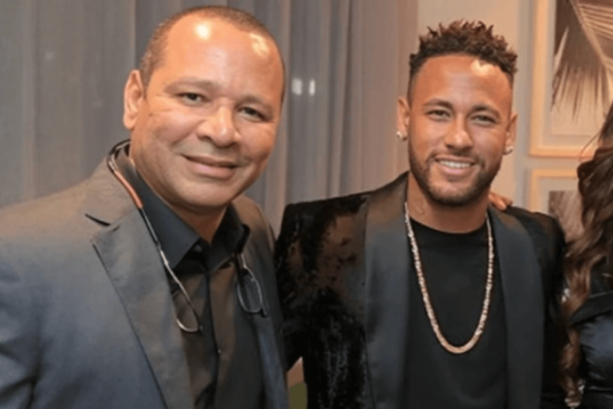 Neymar Pai explicou motivo do dinheiro enviado a Daniel Alves  -  (crédito: Foto: Reprodução)