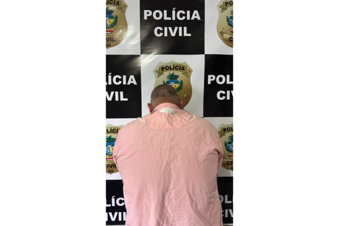 Idoso foi preso em razão de um mandado de prisão preventiva - (crédito: PCGO/Divulgação) Idoso foi preso em razão de um mandado de prisão preventiva - (crédito: PCGO/Divulgação)