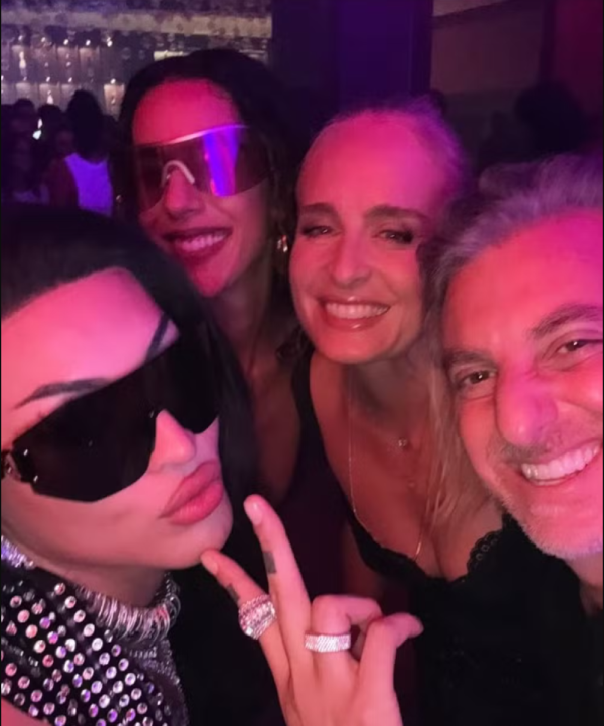 Pabllo Vittar, Marina Sena, Angélica e Luciano Huck no after party