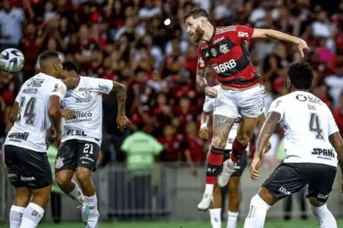 Flamengo e Corinthians se enfrentam no Maracanã -  (crédito: Foto: Paula Reis/CRF)