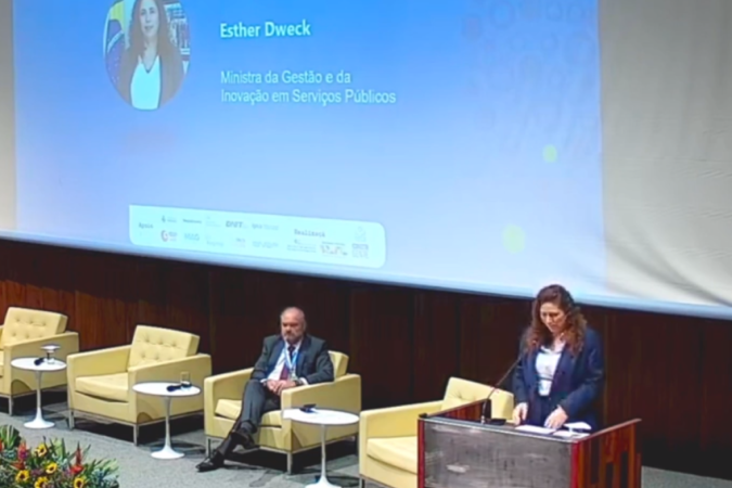 Esther Dweck discursa no Encontro Nacional de Gestão de Pessoas do Sipec -  (crédito: Reprodução/Youtube Ministério da Gestão e Inovação)